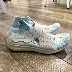 Women’s Nike Tennis Shoes